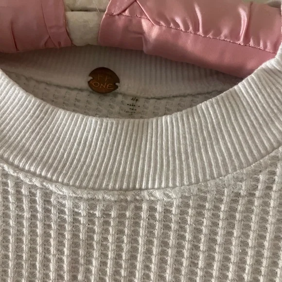 Free People One Interlaken Cropped - Picture 2 of 4